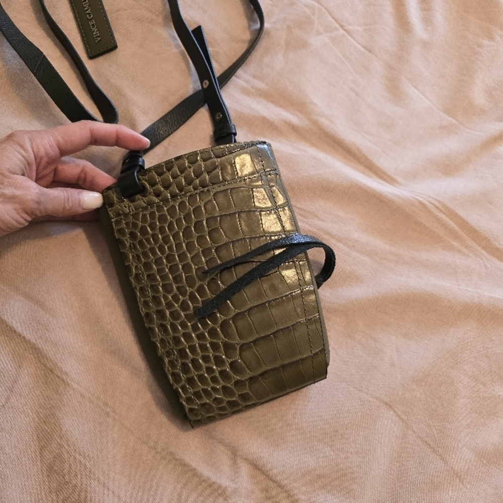 NWOT Vince Camuto army/sage green leather - Picture 7 of 15